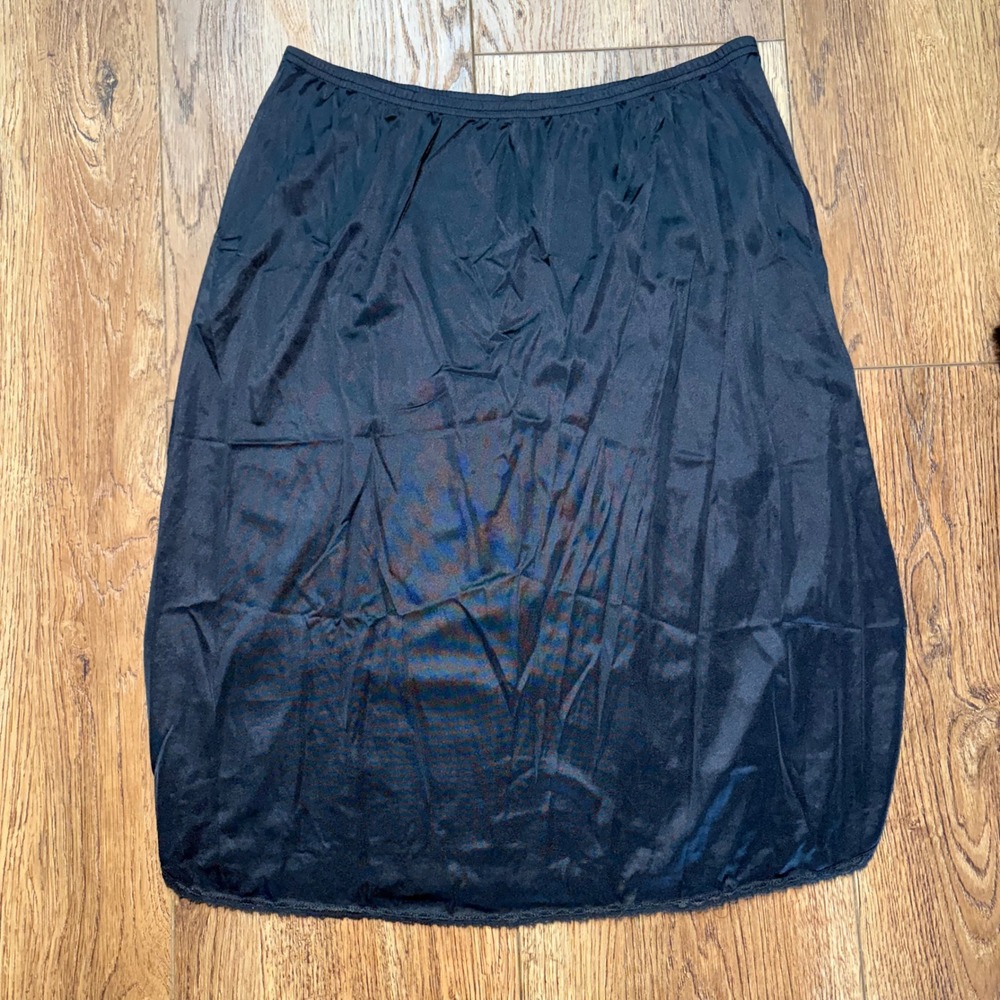 Vintage Half Slip Skirt Womens L Black Nylon Lace Trim Made USA 90s Slit gothic
